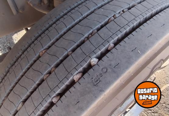 Camiones y Gr�as - Mercedes Benz 1620 enganchado - En Venta