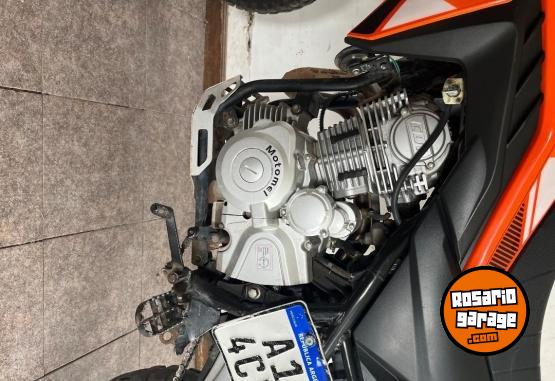 Motos - Motomel Xmm 250 2022 Nafta 6100Km - En Venta