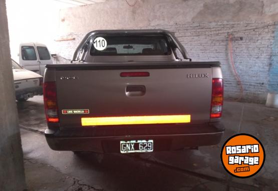 Camionetas - Toyota Hilux  SRV 2007 Diesel 128000Km - En Venta