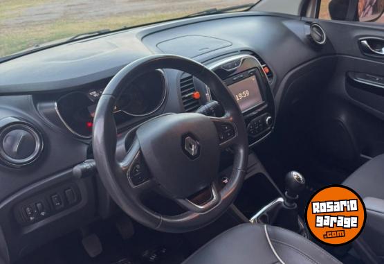 Autos - Renault Captur Intens 2.0 2017 Nafta 70000Km - En Venta