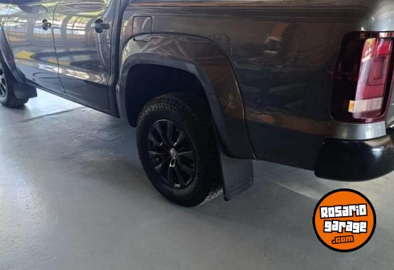 Camionetas - Volkswagen Amarok comfortline 4x4 2023 Diesel 32000Km - En Venta