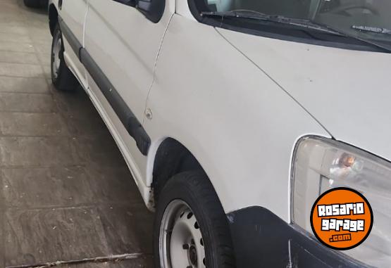 Utilitarios - Citroen Berlingo 2011 Diesel 148000Km - En Venta