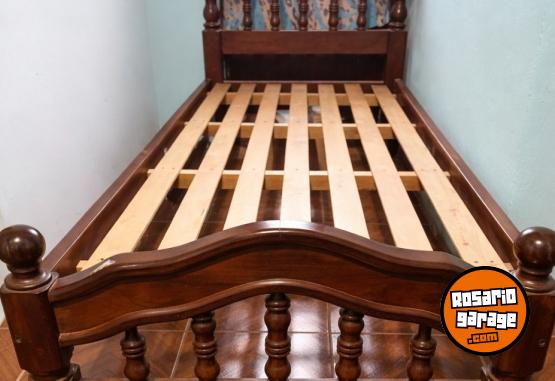 Hogar - Cama de algarrobo masiso - En Venta