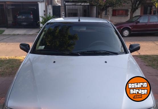 Autos - Fiat Palio top fire 2005 Nafta 143600Km - En Venta