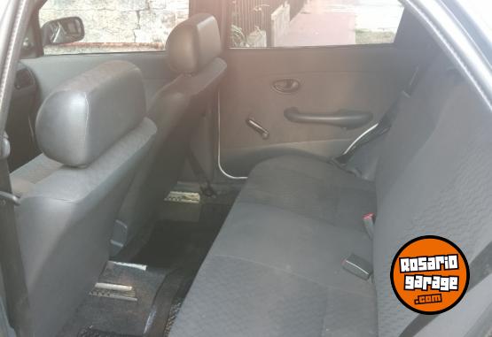 Autos - Fiat Palio top fire 2005 Nafta 143600Km - En Venta