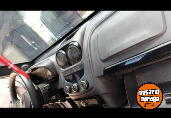Camionetas - Chevrolet Montana Saveiro Astrada 2011 GNC 189Km - En Venta