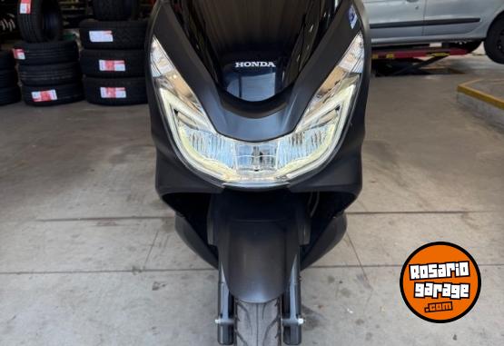 Motos - Honda Pcx 2018 Nafta 20900Km - En Venta