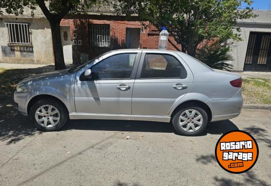 Autos - Fiat Siena 2014 GNC 110000Km - En Venta