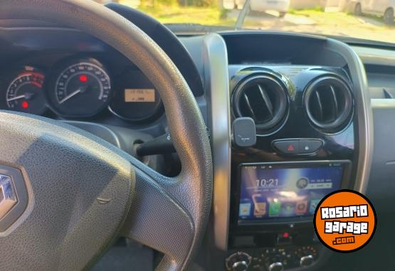 Autos - Renault Duster 2018 GNC 130000Km - En Venta