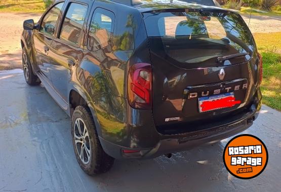 Autos - Renault Duster 2018 GNC 130000Km - En Venta