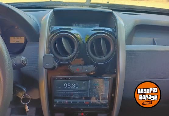 Autos - Renault Duster 2018 GNC 130000Km - En Venta