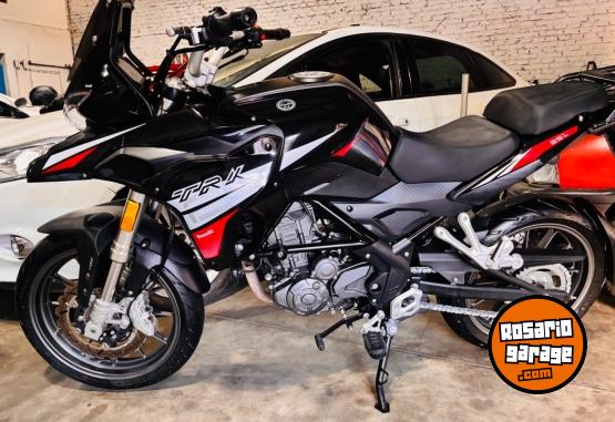 Motos - Benelli Trk 251 2023 Nafta 3000Km - En Venta