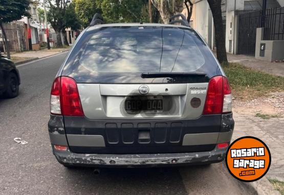 Autos - Fiat Adventure 1.8 2007 Nafta 250000Km - En Venta
