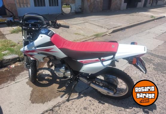 Motos - Honda Tornado xr250 2019 Nafta 9000Km - En Venta