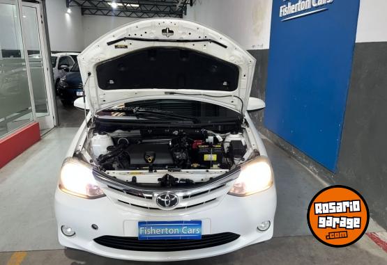 Autos - Toyota ETIOS 1.5 5PTAS XLS 4 2014 Nafta 154000Km - En Venta