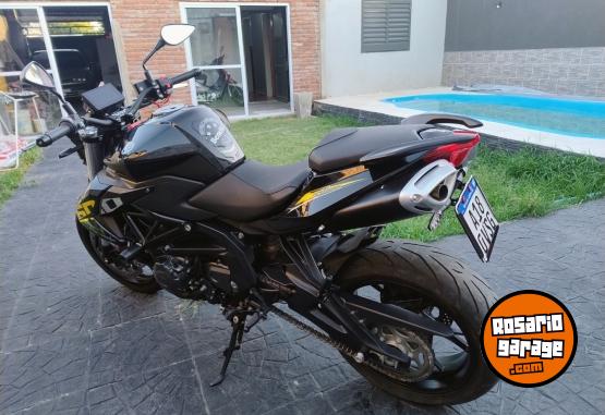 Motos - Benelli Tnt 600 2023 Nafta 5000Km - En Venta