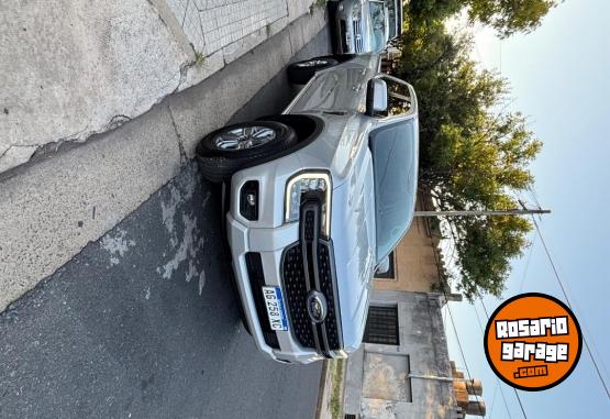 Camionetas - Ford Ranger 2023 Diesel 46000Km - En Venta