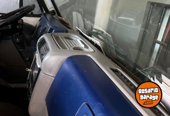 Camiones y Gr�as - Cami�n 13180 a�o 2005 - En Venta