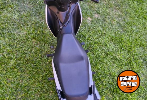 Motos - Honda Wave 2023 Nafta 4600Km - En Venta