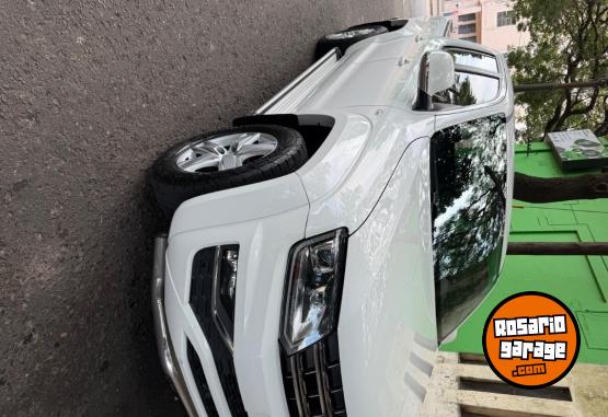 Camionetas - Volkswagen Amarok highline 2017 Diesel 150000Km - En Venta