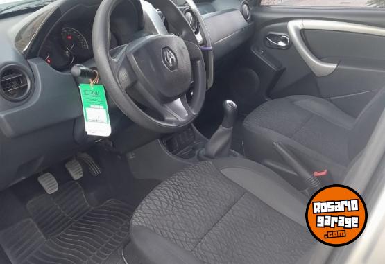 Camionetas - Renault Duster Dinamique 1.6 2015 Nafta 110000Km - En Venta