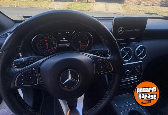 Autos - Mercedes Benz A200 blueefficiency 2018 Nafta 87000Km - En Venta