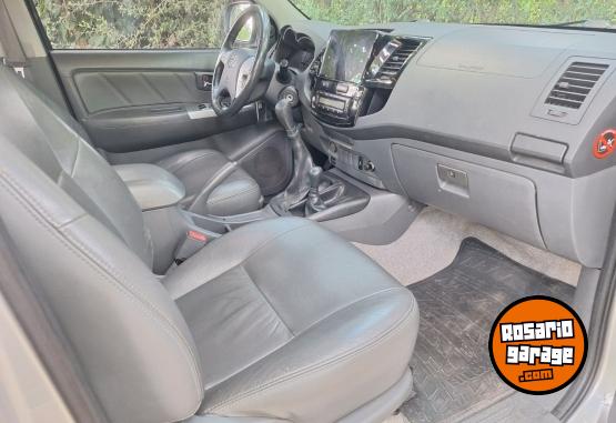 Camionetas - Toyota Hilux 2012 Diesel 181000Km - En Venta