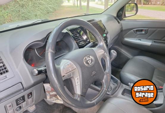 Camionetas - Toyota Hilux 2012 Diesel 181000Km - En Venta