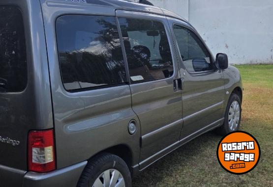 Utilitarios - Citroen BERLINGO XTR 2017 Diesel 100000Km - En Venta