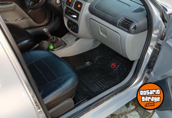 Autos - Renault Clio 2007 Nafta 251000Km - En Venta