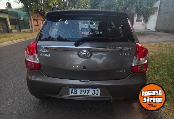 Autos - Toyota TOYOTA-ETIOS 1.5 2017 Nafta 79400Km - En Venta