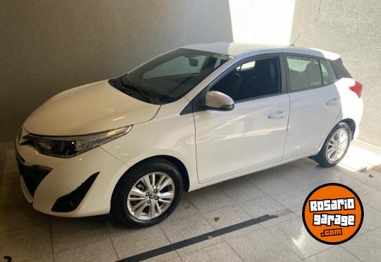 Autos - Toyota Yaris XLS CVT Pack 2021 Nafta 40000Km - En Venta