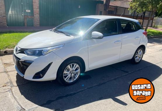 Autos - Toyota Yaris XLS CVT Pack 2021 Nafta 40000Km - En Venta