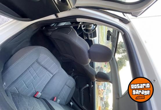Autos - Peugeot 208 feline 2014 Nafta 136000Km - En Venta