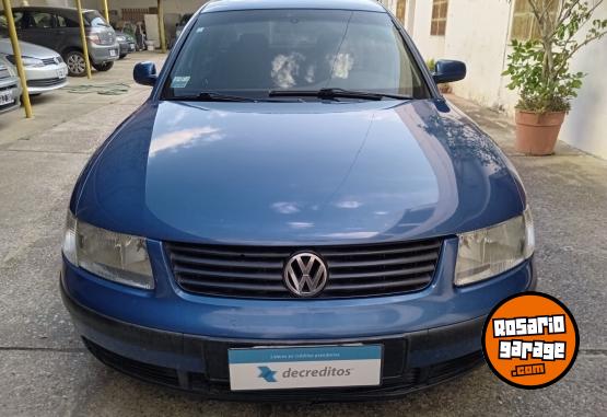 Autos - Volkswagen Passat 1.8T 1999 Nafta 235000Km - En Venta