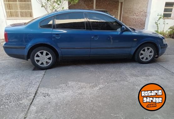 Autos - Volkswagen Passat 1.8T 1999 Nafta 235000Km - En Venta