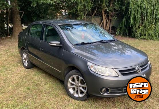 Autos - Volkswagen Voyage 2010 Nafta 165800Km - En Venta