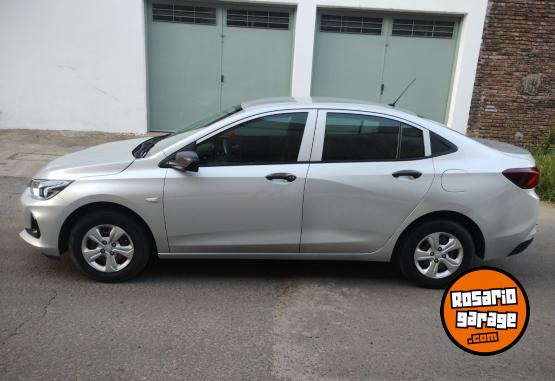 Autos - Chevrolet Onix plus 2020 Nafta 87000Km - En Venta