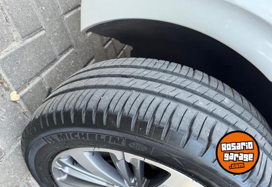 Autos - Peugeot 208 2017 Nafta 35000Km - En Venta