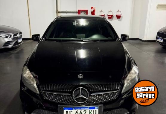 Autos - Mercedes Benz A200 2018 Nafta 100000Km - En Venta