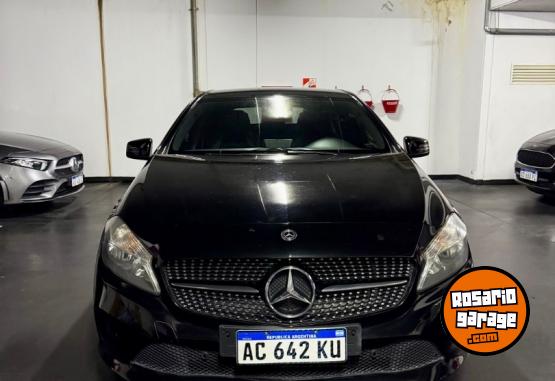 Autos - Mercedes Benz A200 2018 Nafta 100000Km - En Venta