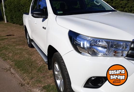 Camionetas - Toyota Hilux Sr 2.4 2018 Diesel 117000Km - En Venta
