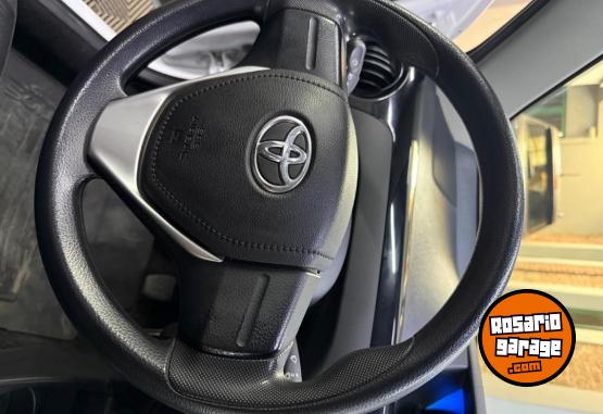 Autos - Toyota ETIOS 2022 Nafta 42000Km - En Venta