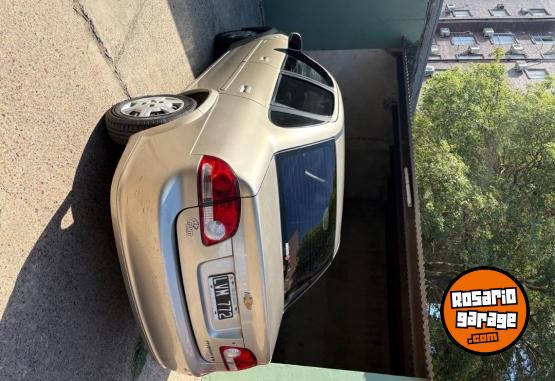 Autos - Chevrolet Classic 2012 Nafta 100000Km - En Venta