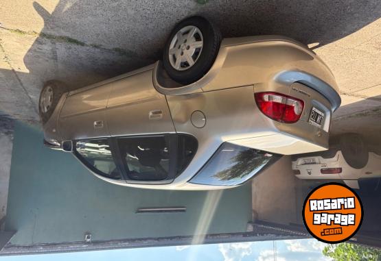 Autos - Chevrolet Classic 2012 Nafta 100000Km - En Venta