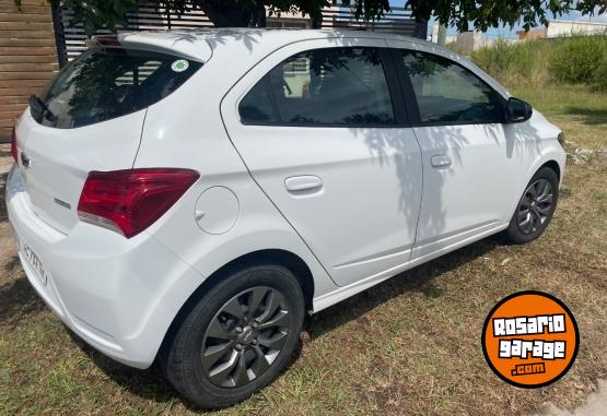 Autos - Chevrolet �nix Joy Black 2021 Nafta 57000Km - En Venta