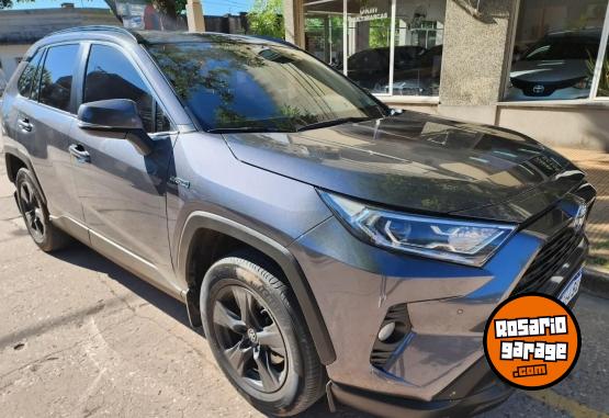 Camionetas - Toyota RAV4 2.5 XLE Hybri 2019 Electrico / Hibrido 85500Km - En Venta