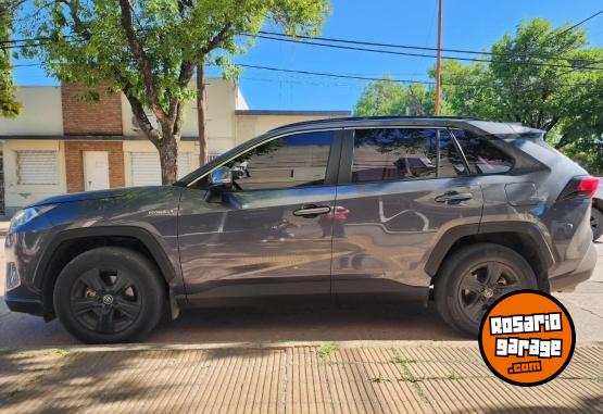 Camionetas - Toyota RAV4 2.5 XLE Hybri 2019 Electrico / Hibrido 85500Km - En Venta