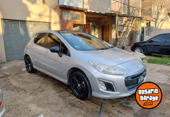 Autos - Peugeot 308 felline 2012 Nafta 133500Km - En Venta