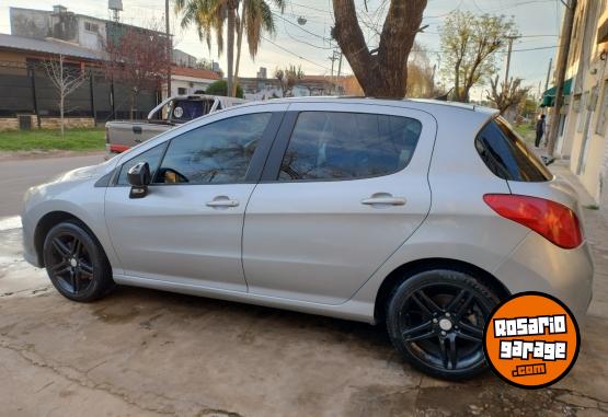 Autos - Peugeot 308 felline 2012 Nafta 133500Km - En Venta